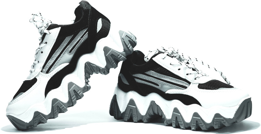 White sports dance shoes Sneakers 