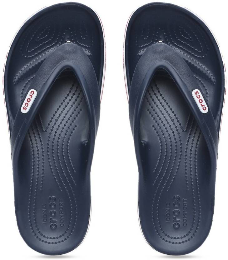 crocs men's bayaband flip slippers