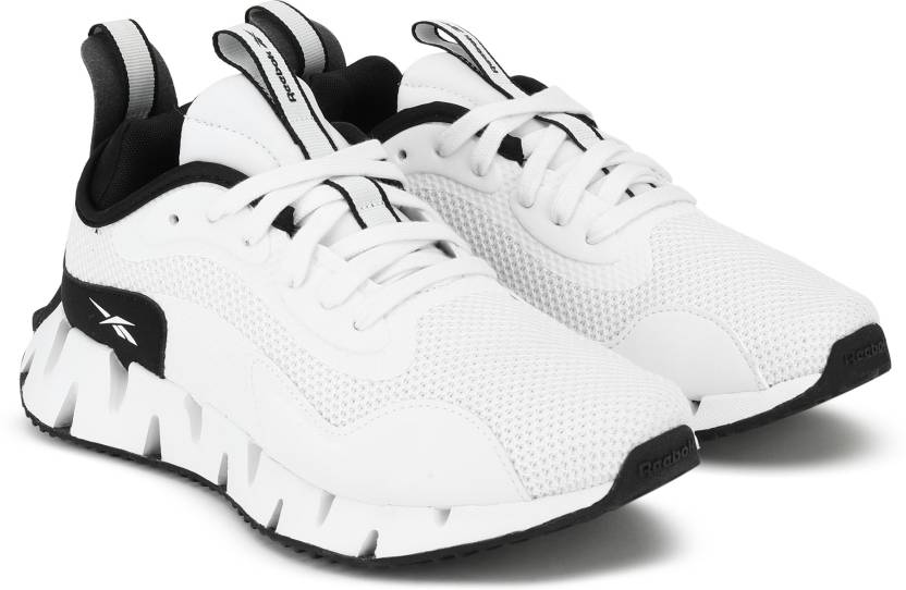 hipocresía un poco Alerta REEBOK ZIG DYNAMICA Running Shoes For Men - Buy REEBOK ZIG DYNAMICA Running  Shoes For Men Online at Best Price - Shop Online for Footwears in India |  Flipkart.com