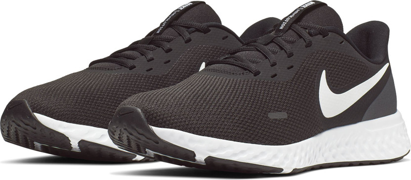 NIKE Revolution 5 (Extra Wide) Running 