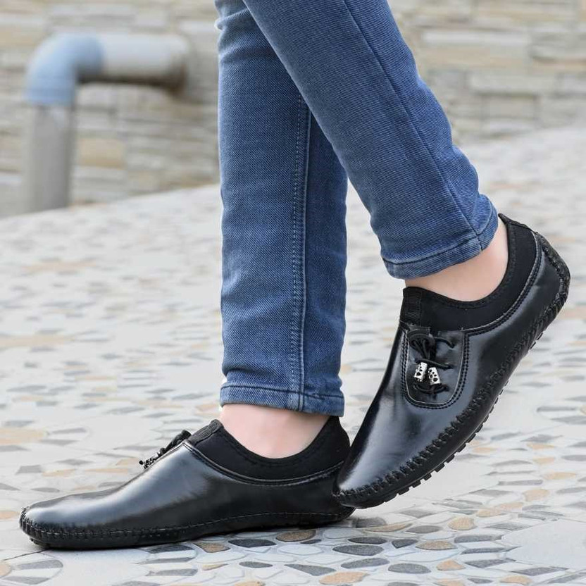K' Footlance Loafers For Men - Buy K 