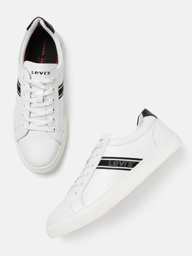 levis sneakers flipkart