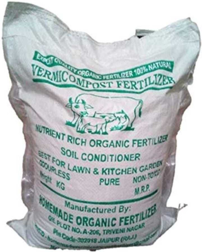 Vikas Homemade Organic Fertilizer Organic & Natural Plant Nutrient Cow Manure, Vermicompost Fertilizer (2.5 kg) Soil, Fertilizer(2500 g, Granules)