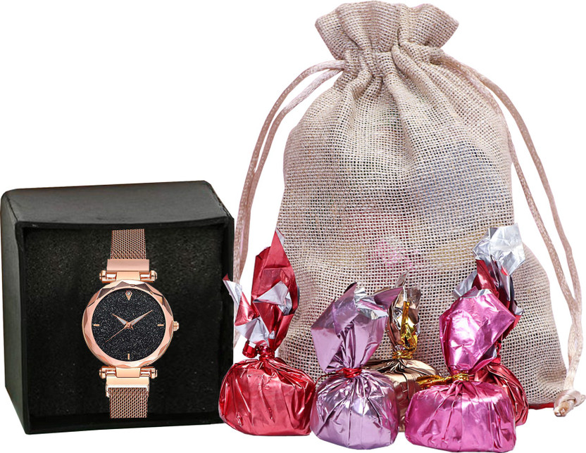 Chocoloony Chocolate Gift Potli with Relish Magnet Metal Belt Analog Watch, Best Sis Ever for Sister, Birthday Gift for Sister Jute Gift Box(White)