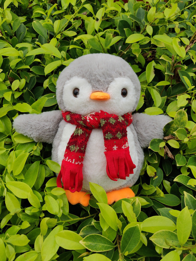 Fun Zoo Snow Penguin Soft Toy Cute Plush Kids Animal Toy  - 25 cm(Grey)