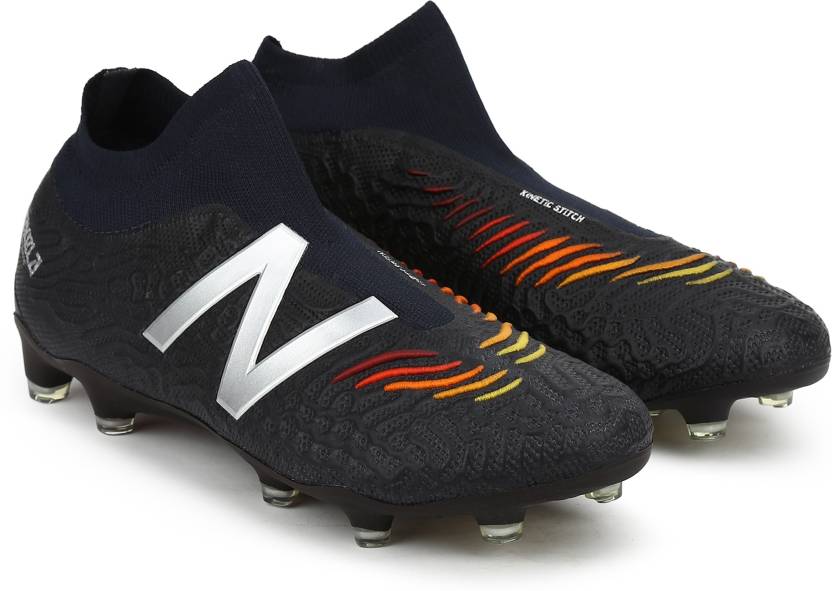 New Balance Tekela Magia SG Exploit Every Space With The New Balance V3 Magia SG Football Boots In Black, A New And Improved Version Of The Tekela For Fearless