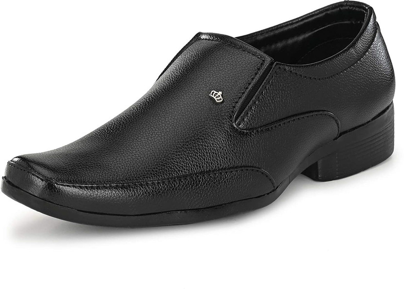 Buy Centrino Casuals For Men Online at 