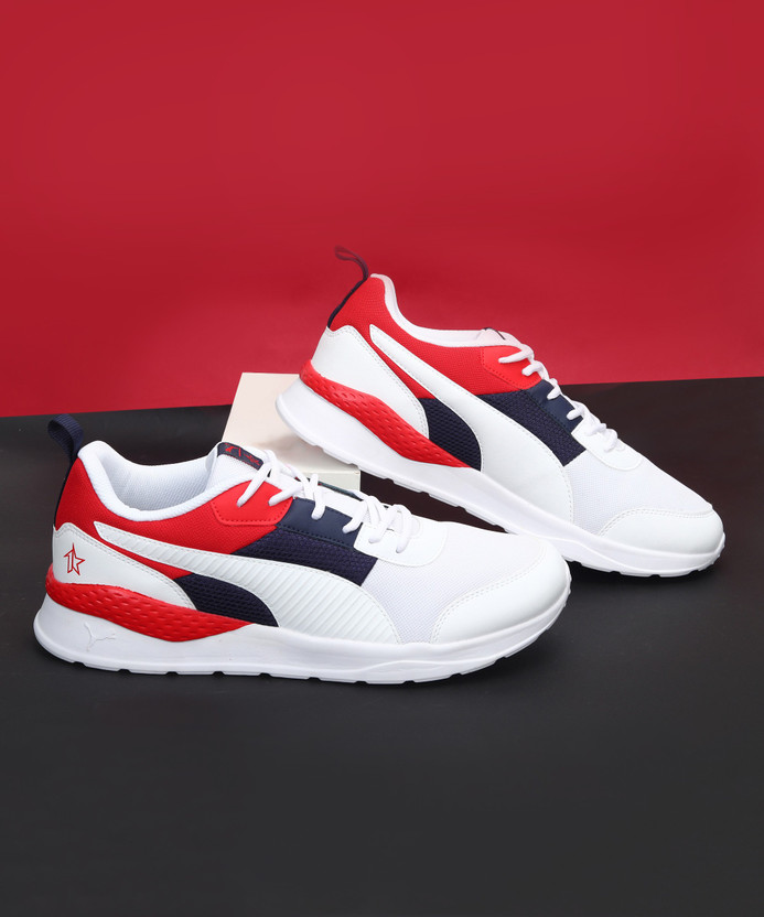 puma sneaker