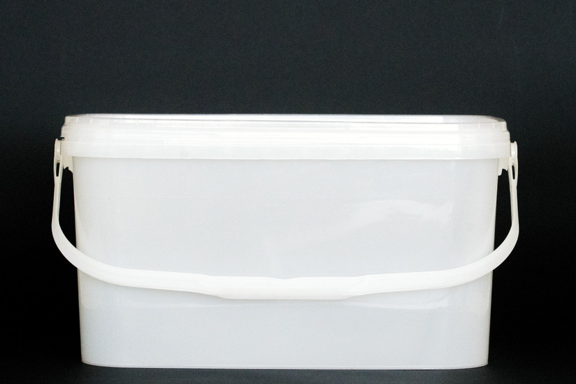 APRAS Plastic Storage Box for Multipurpose use | Picnic Box | 5.5 Ltr with Handle Storage Box(White)