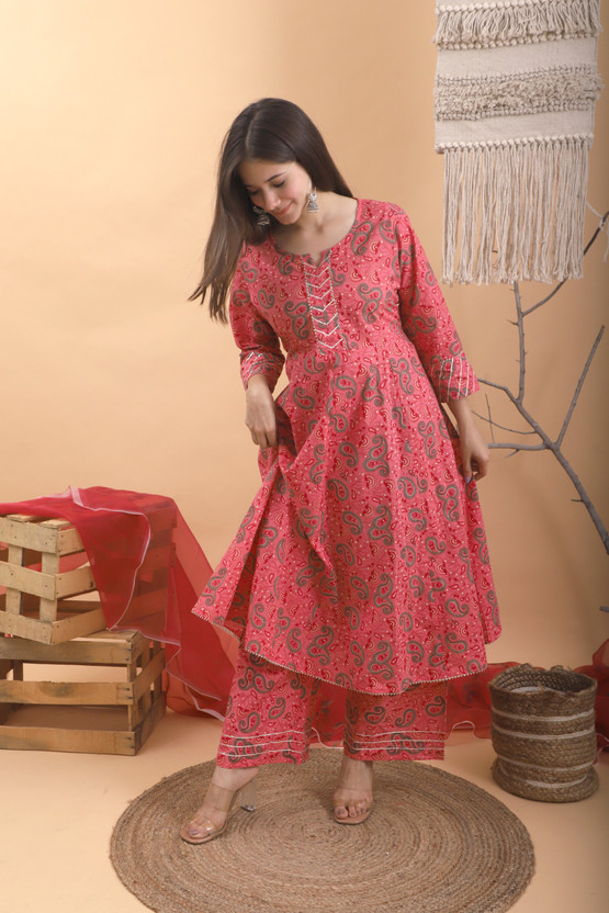 Vinayak Collection Women Kurta Palazzo Set