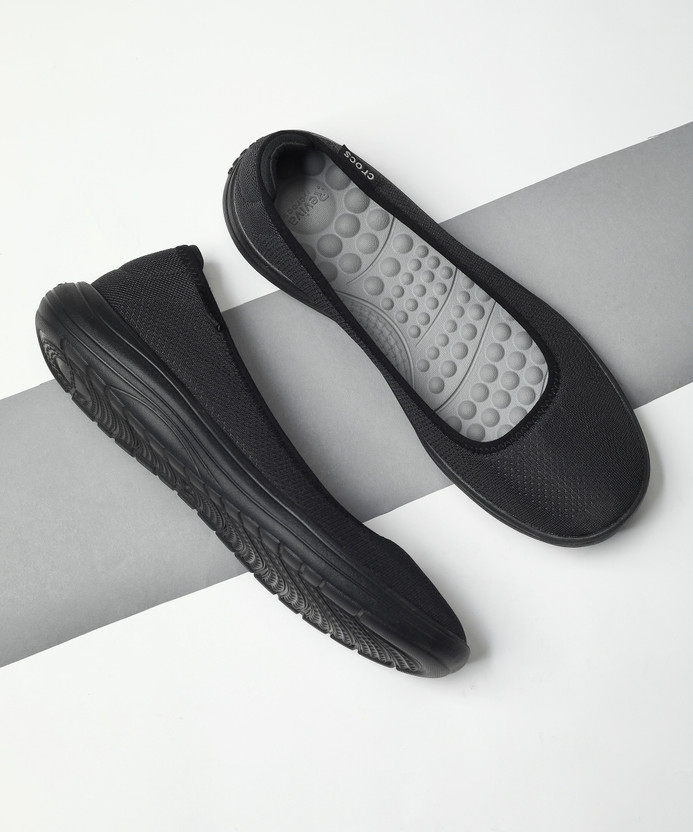 CROCS CROCS REVIVA FLAT W Walking Shoes 