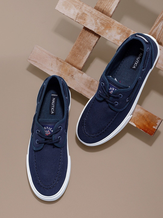 NAUTICA Nautica Men Navy Blue Solid 