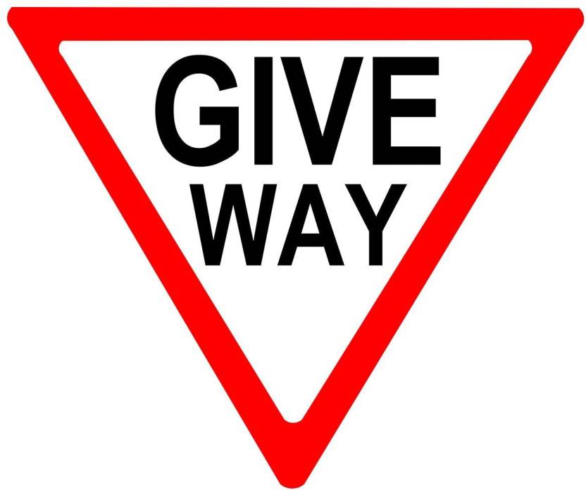 Ladwa Give Way Cautionary Retro Reflective Road Signage 600 Mm