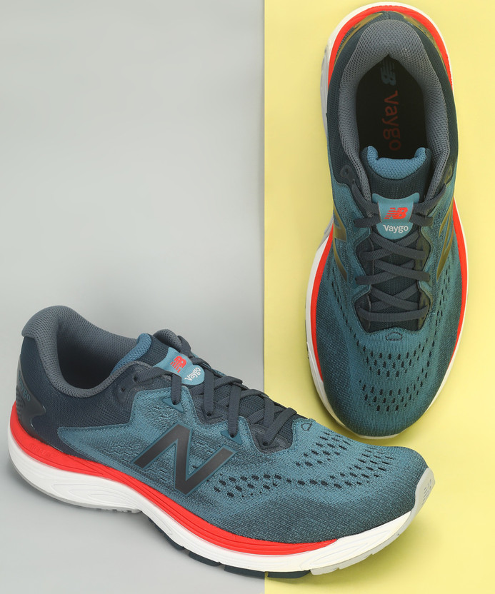 new balance VAYGO Running Shoes For Men 