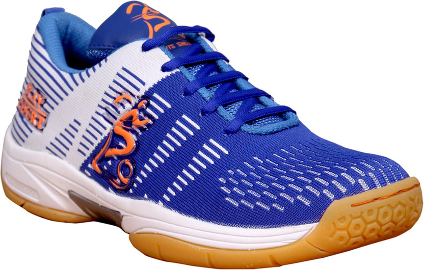 can i use cricket shoes for running