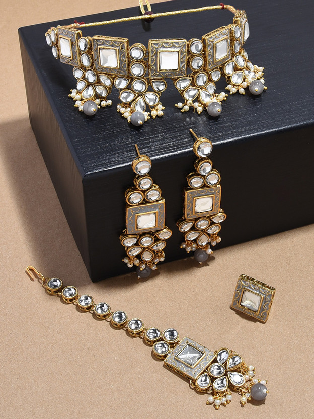 ZAVERI PEARLS Metal Gold-plated Grey Jewellery Set(Pack of 1)