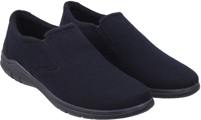 mochi slip ons