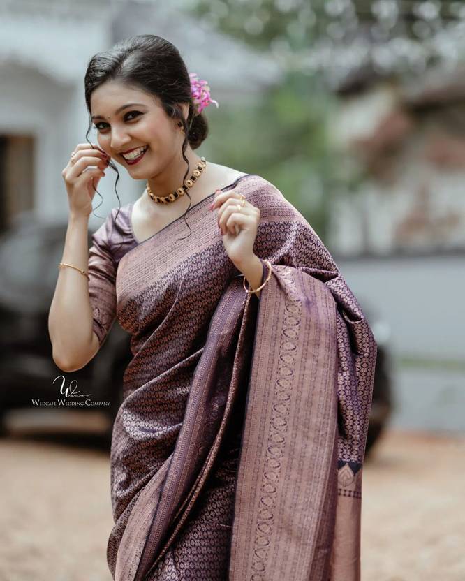 Buy Cute Fellow Woven Kanjivaram Jacquard, Pure Silk Brown Sarees Online @ Best Price In India Buy Cute Fellow Woven Kanjivaram Jacquard, Pure Silk Brown Sarees Online @ Best Price In India