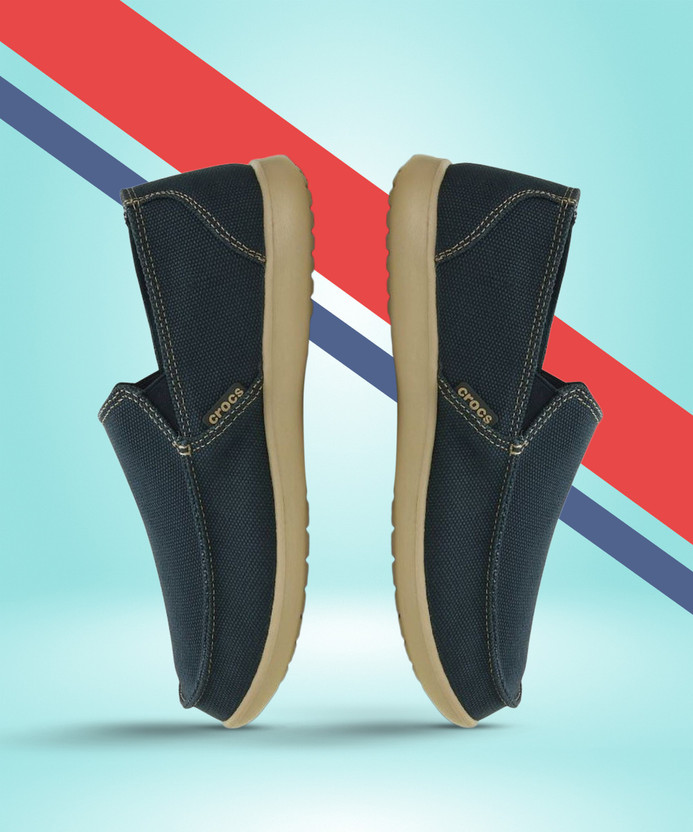 CROCS Santa Cruz Clean Cut Loafer 
