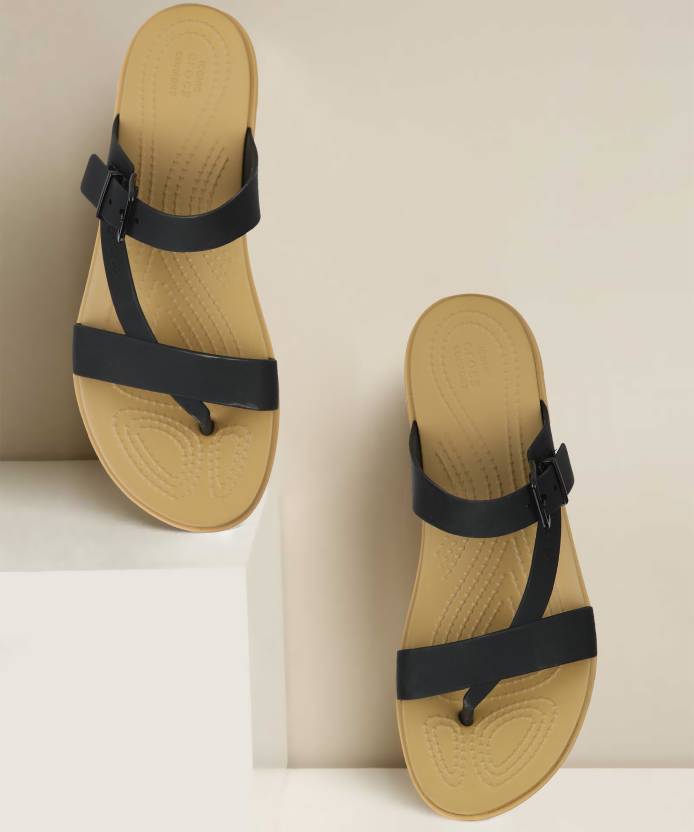 CROCS Tulum Toe Post Sandal W Women Black Flats - Buy CROCS Tulum Toe Post  Sandal W Women Black Flats Online at Best Price - Shop Online for Footwears  in India 