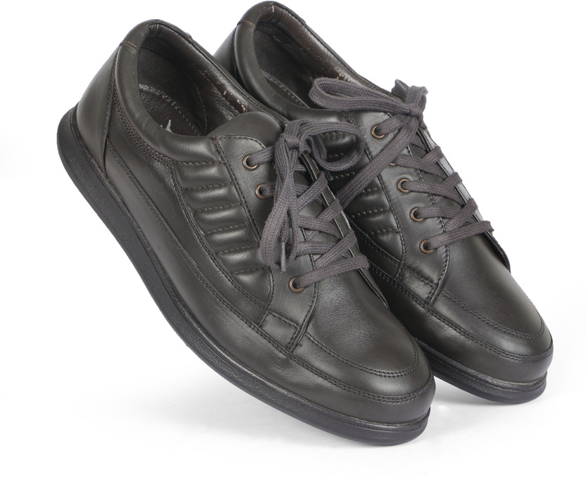 narrow slip ons