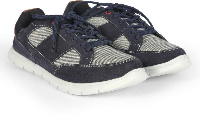 narrow slip ons