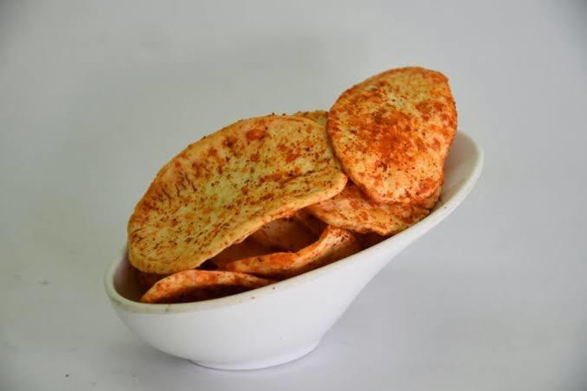 INDIAN MANWAR Homemade Rajasthani Famous Aalu Papdi |Potato Chips Spicy Tangy 200g Namkeen(200 g)