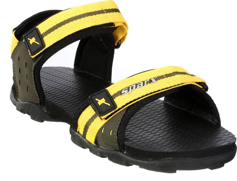 leather sandals flipkart