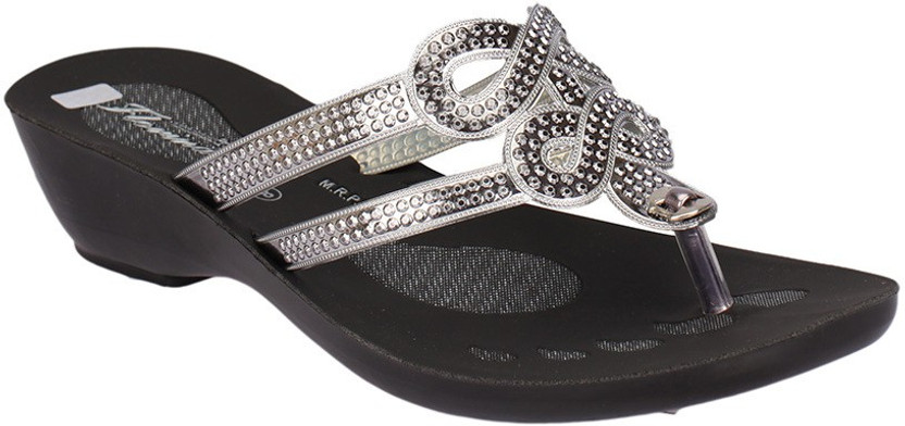 action florina ladies chappal
