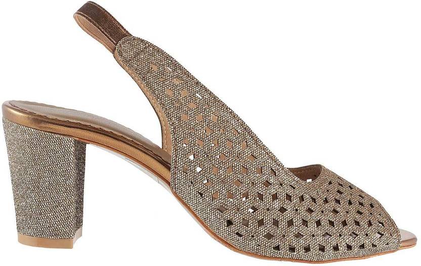 Metro Women 28,ANTIQ-GOLD Heels