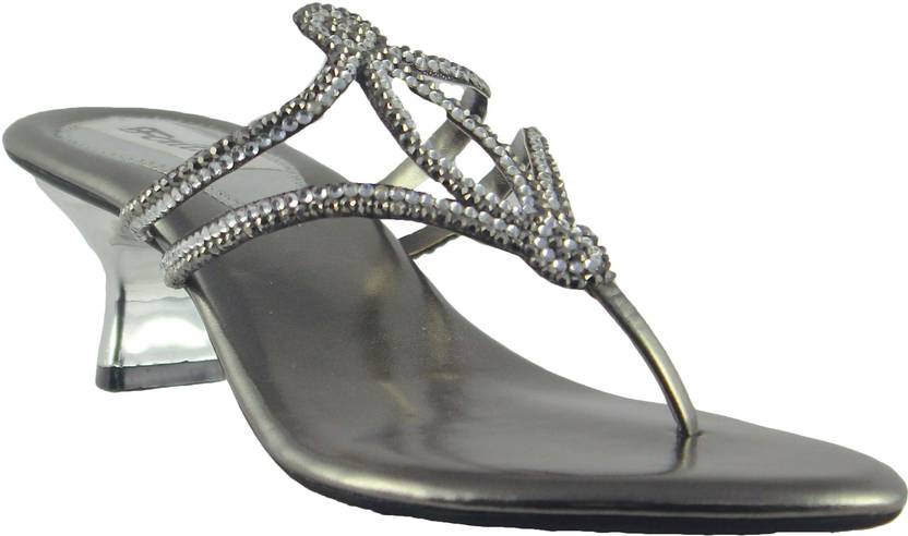 Faith Women Gum Metal Heels