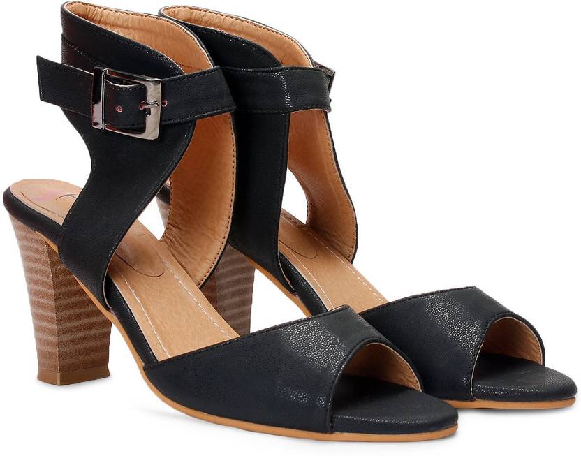 Meriggiare Women Black Heels