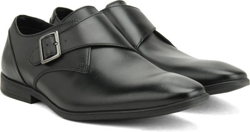 Pegajoso mesa izquierda CLARKS Bampton Work Black Leather Slip-on For Men - Buy Black Leather Color CLARKS  Bampton Work Black Leather Slip-on For Men Online at Best Price - Shop  Online for Footwears in India 