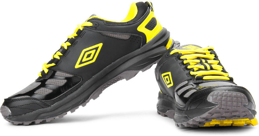 Umbro shoes flipkart clearance