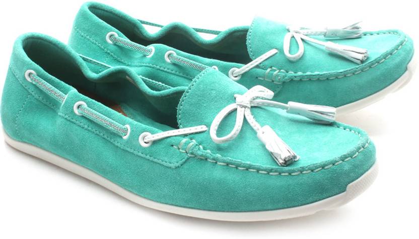 clarks clearance buzz