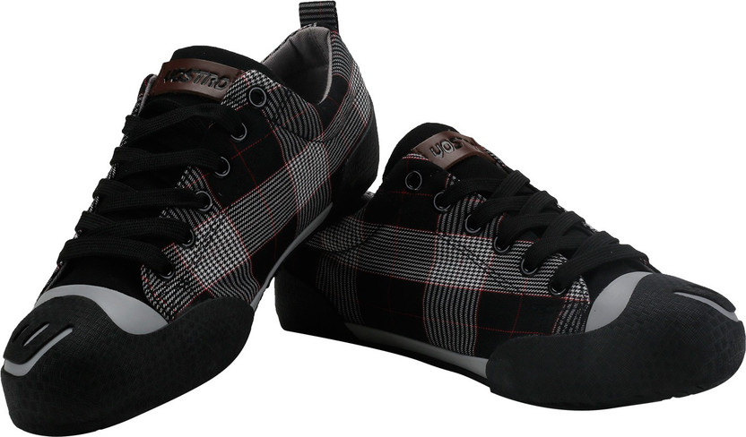 Vostro Aero07 Canvas Shoes For Men 