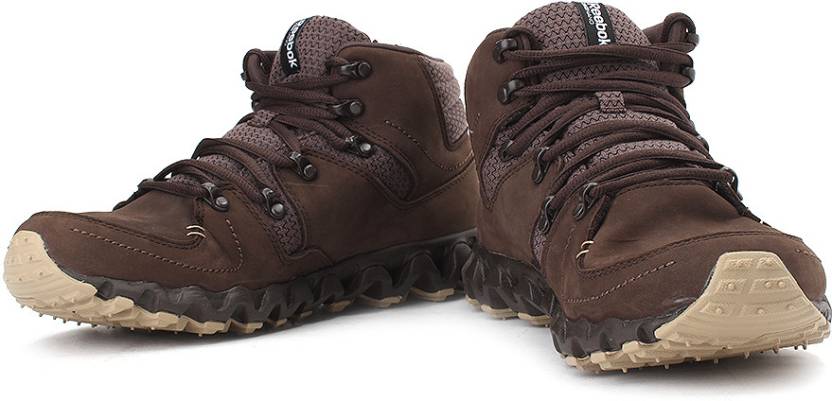 REEBOK Zignano Central Ii Mid Ankle Walking Shoes For Men - Buy Earth
