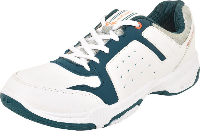 campus shoes white flipkart