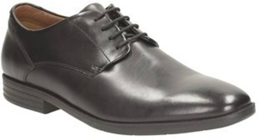 Clarks Lace up