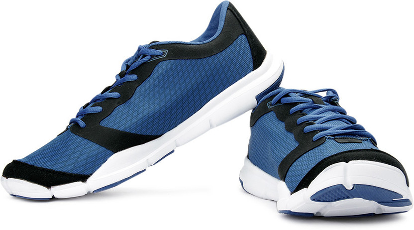 Umbro shoes flipkart clearance