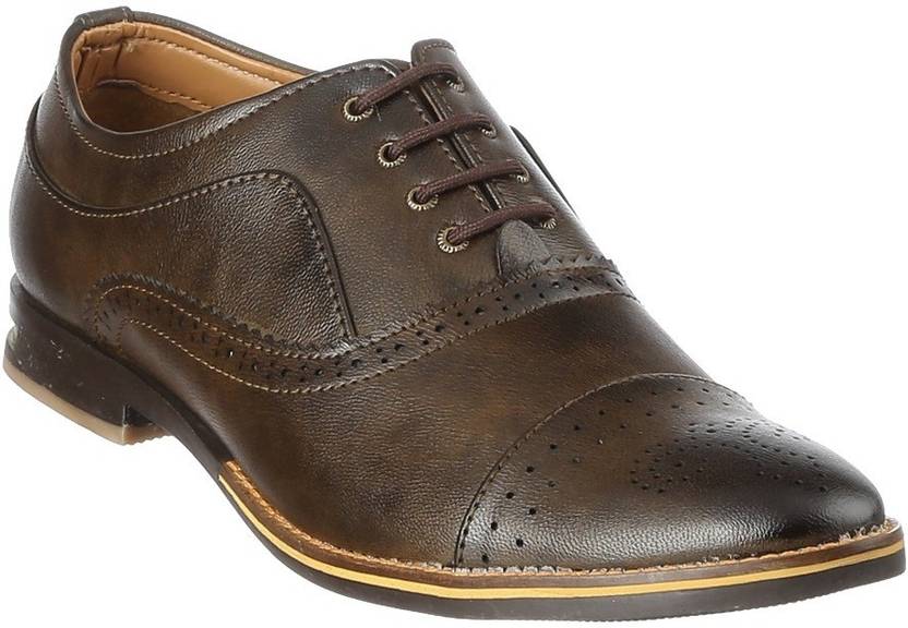 Brandvilla Brogue Lace Up