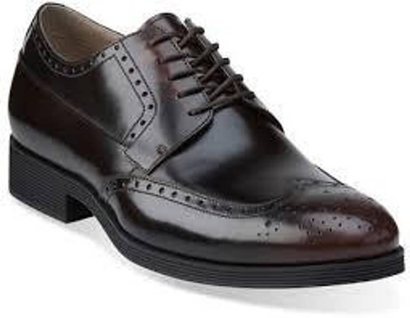 Clarks Lace up