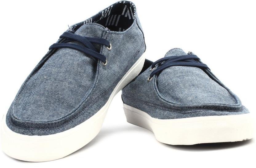 VANS Rata Vulc Sneakers For Men - Buy 