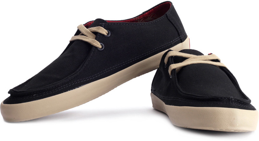 VANS Rata Vulc Sneakers For Men - Buy 