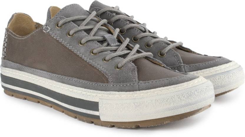 Tomate Lujoso Diplomacia CLARKS Nepler Vibe Grey Leather Sneakers For Men - Buy GREY Color CLARKS  Nepler Vibe Grey Leather Sneakers For Men Online at Best Price - Shop  Online for Footwears in India | Flipkart.com