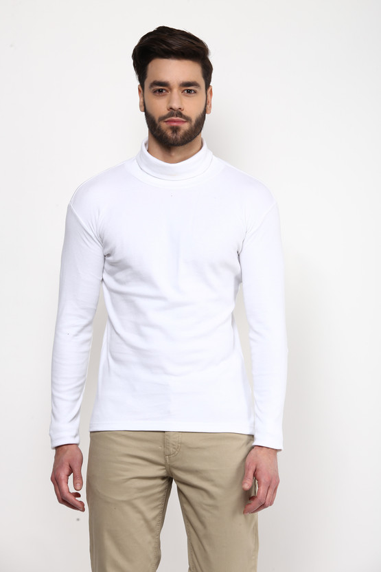 Closed neck shirt