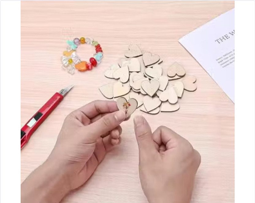 FITLOGAN 100 Pcs Wooden Hearts for Crafts Small Unfinished Wood Wooden Cut-outs 1 inch