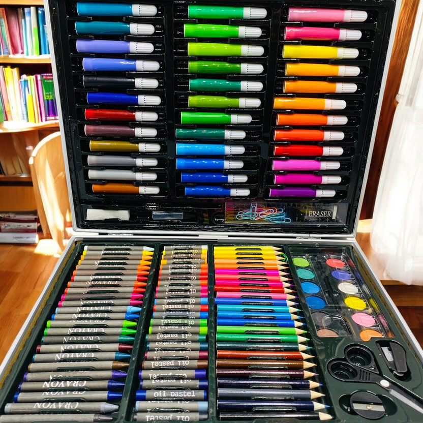 Colorbee 150 Piece Teen Art Set Carry Case Drawing Painting Crafting Watercolors