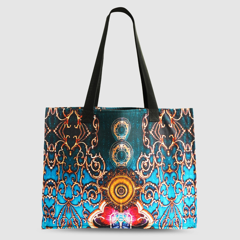 First Resort Women Multicolor Messenger Bag