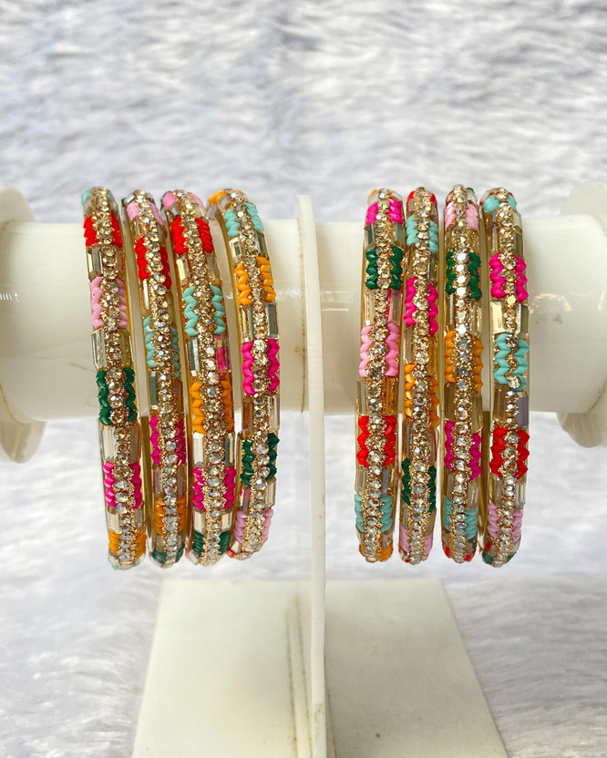 GURU ENTERPRISES Glass Bangle Set(Pack of 8)